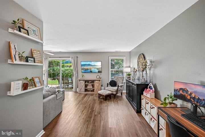 184 Victoria Court - Photo 8