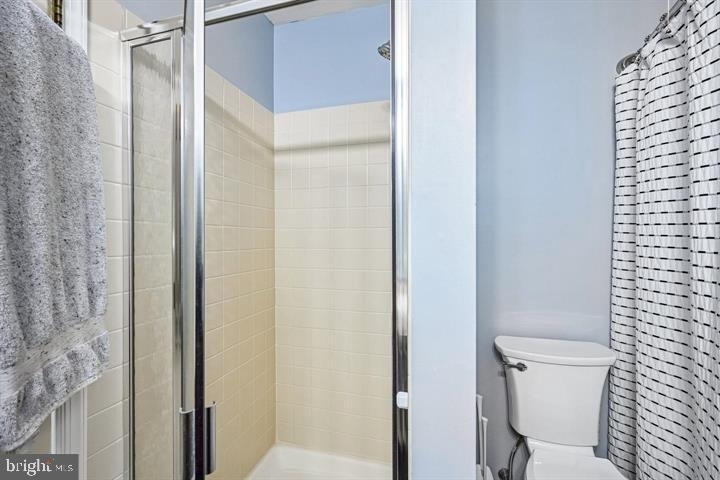 184 Victoria Court - Photo 16