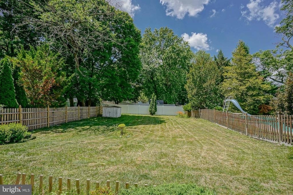 158 Wyoming Avenue - Photo 22