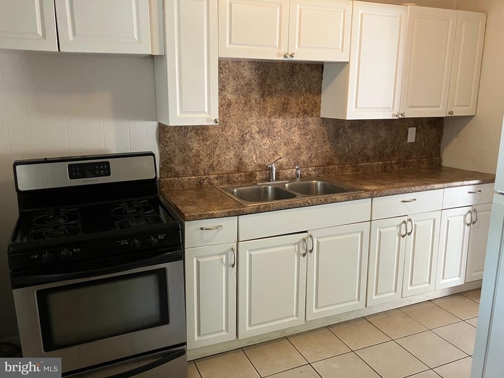 129 Lemmon Avenue - Photo 4