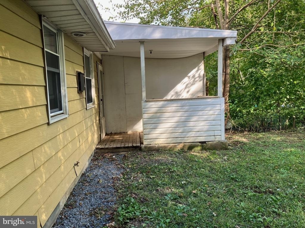 129 Lemmon Avenue - Photo 9