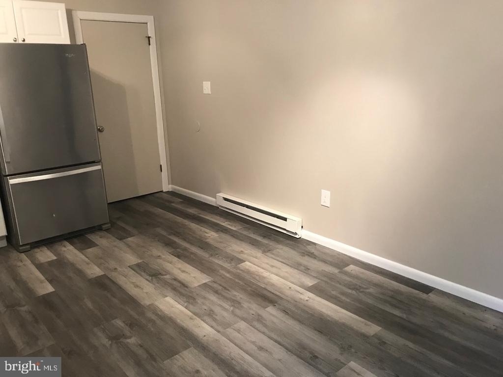 144 Hargrove Avenue - Photo 5