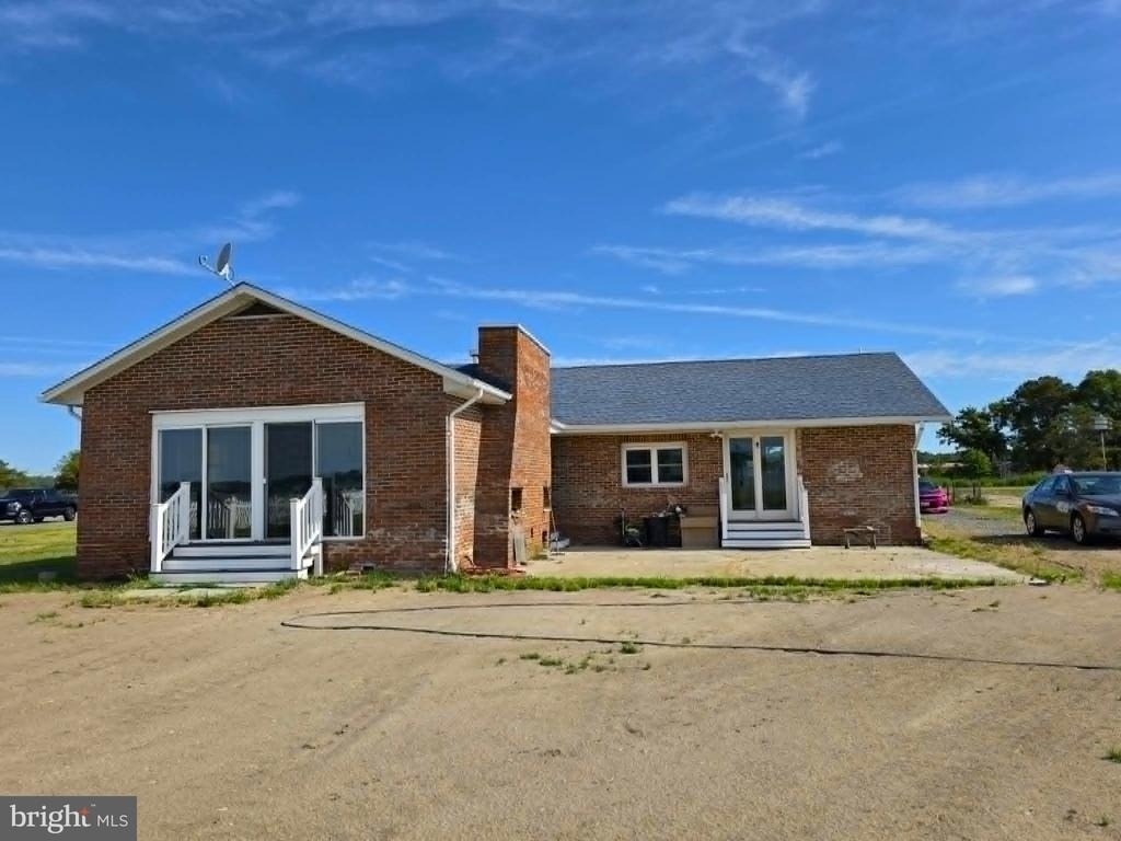 22931 Steele Drive - Photo 4