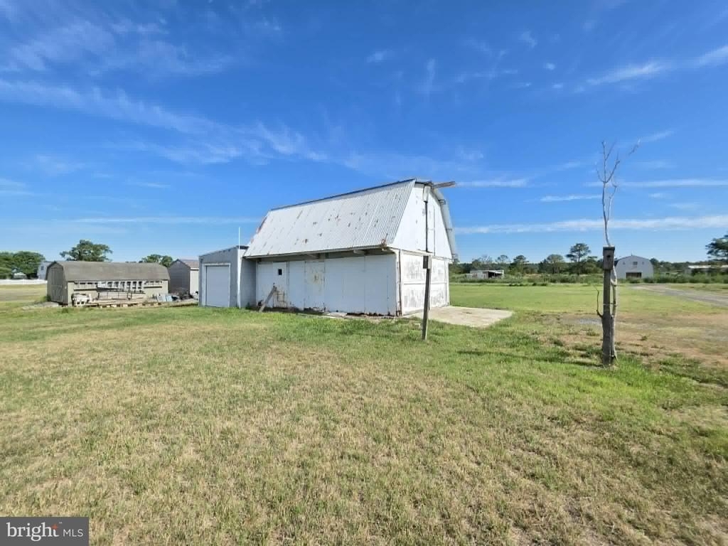 22931 Steele Drive - Photo 2