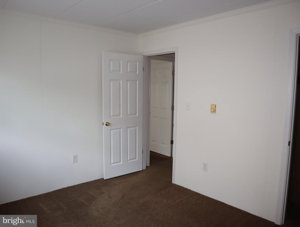 319 Camden Avenue - Photo 11