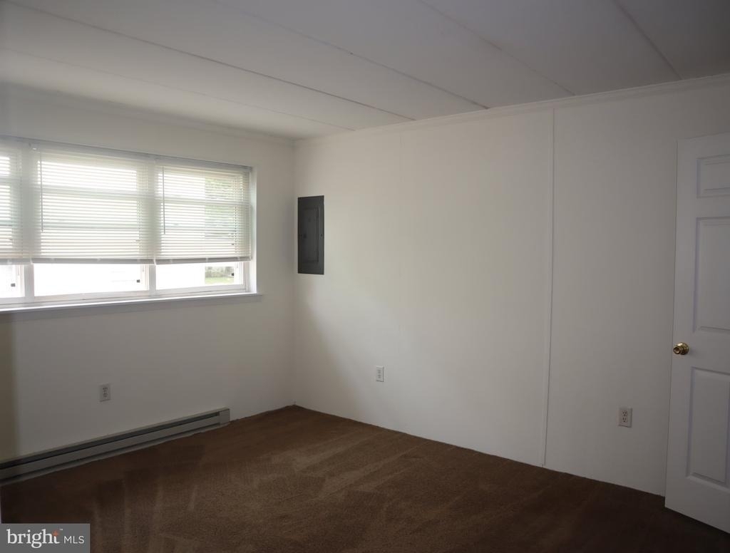319 Camden Avenue - Photo 8