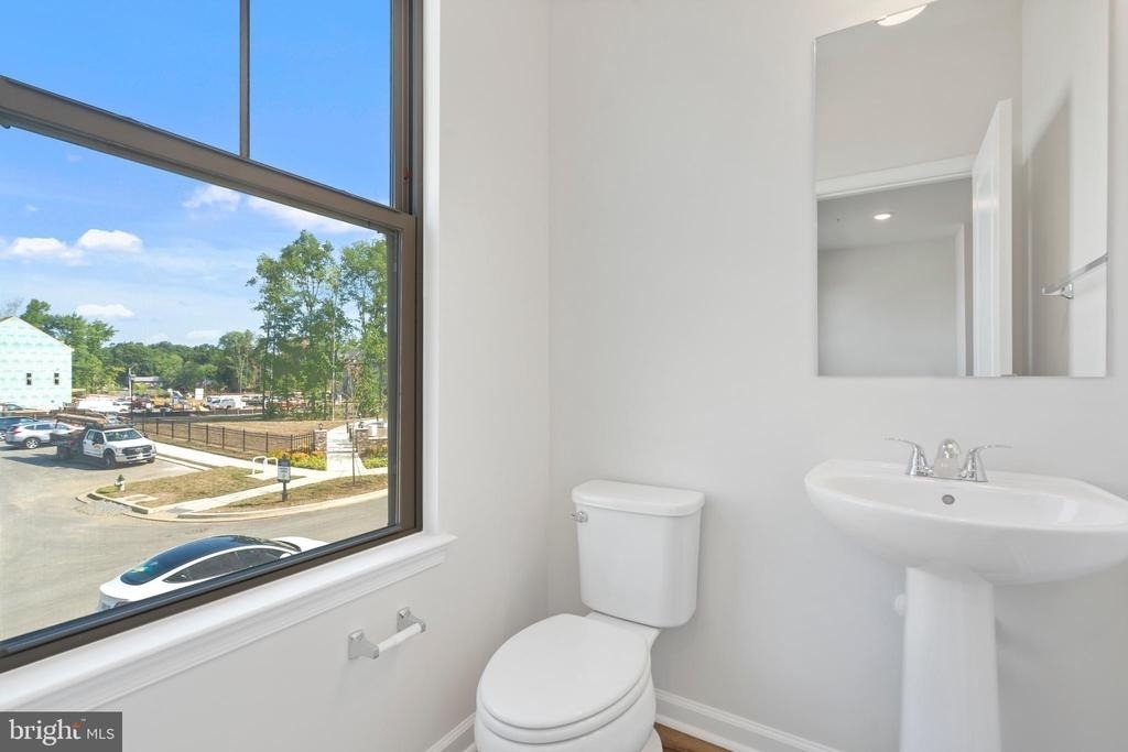 6947 Gladebrook Rd - Photo 12