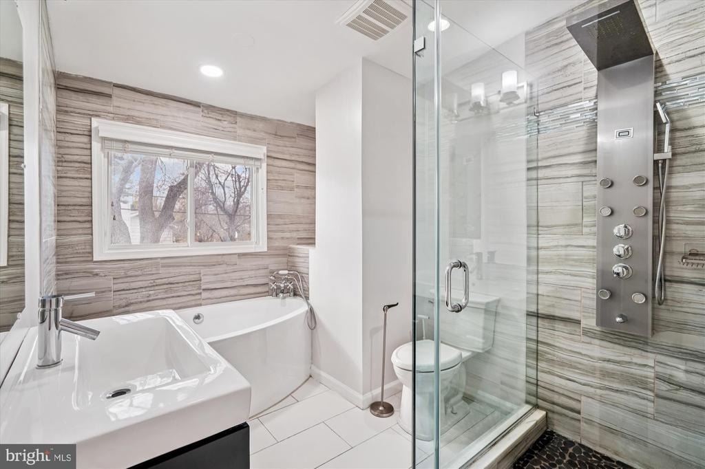3308 Estelle Terrace - Photo 9