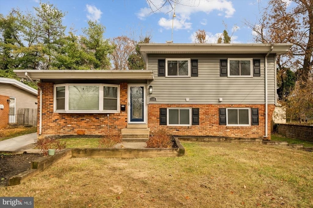 3308 Estelle Terrace - Photo 1