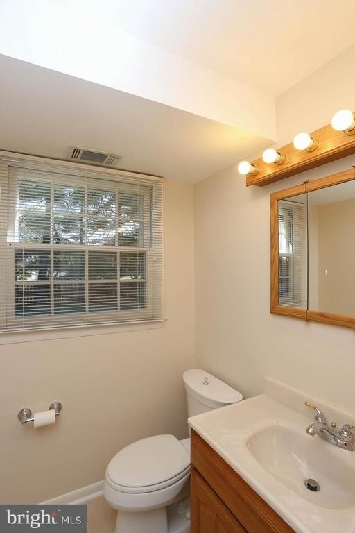 3229 Ramblewood Road - Photo 21