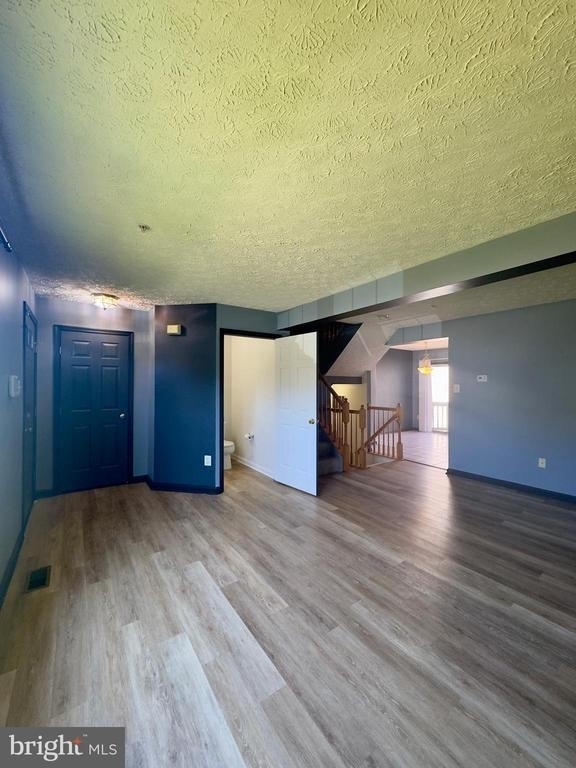 537 Macintosh Circle - Photo 6