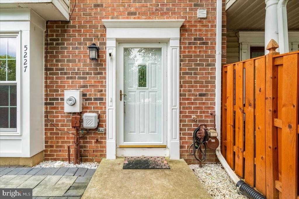 5227 Regal Court - Photo 28