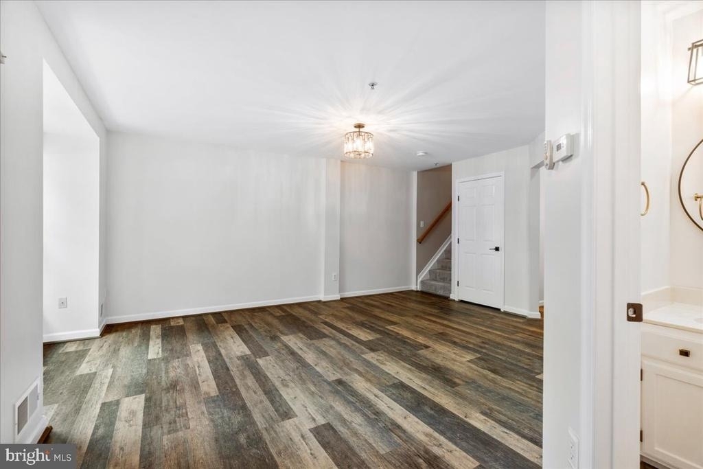 5227 Regal Court - Photo 3