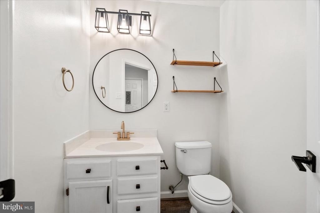 5227 Regal Court - Photo 6