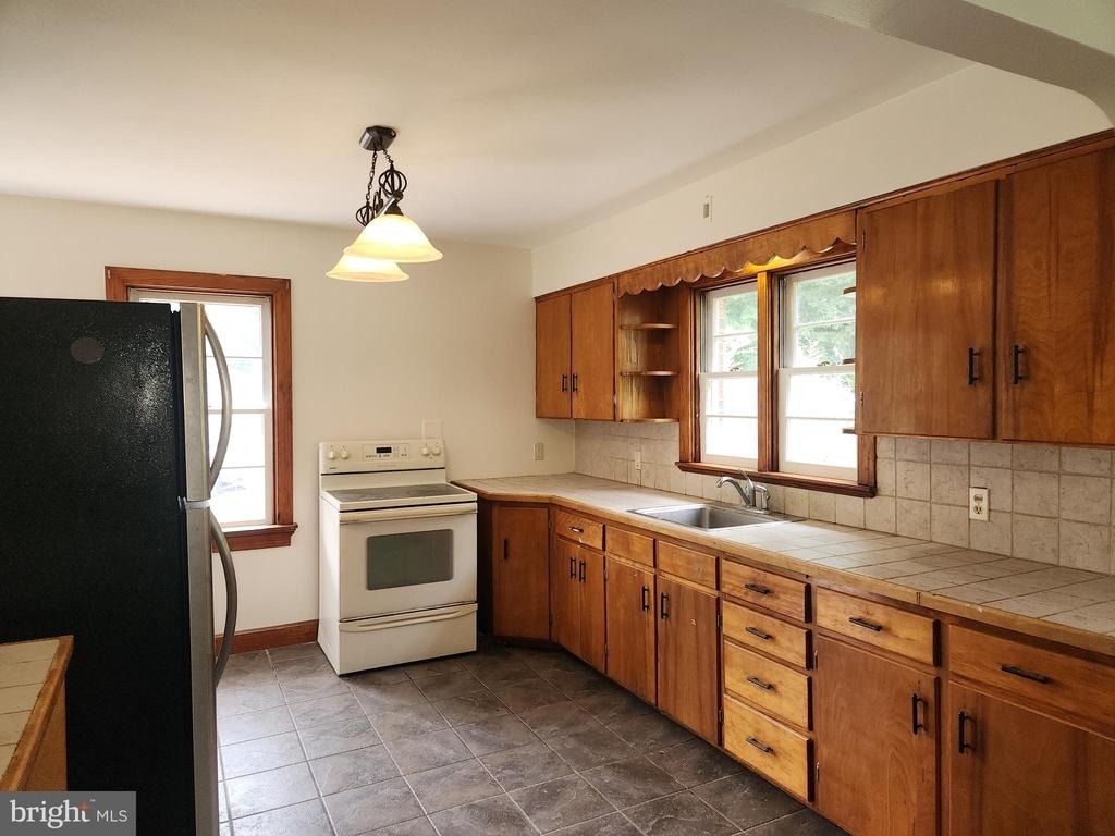 6914 Edgemont Road - Photo 12