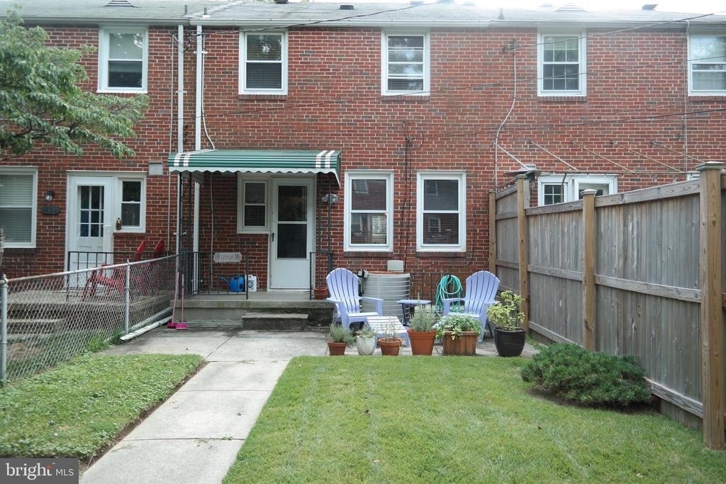 1622 Hardwick Road - Photo 1