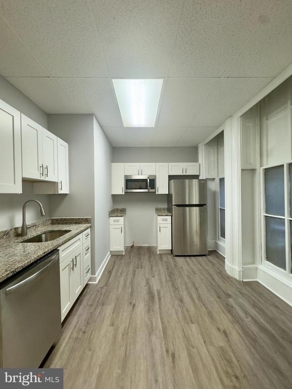 817 Park Avenue - Photo 12
