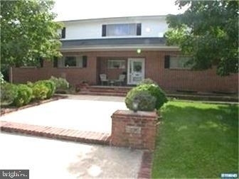 804 W 13th Street - Photo 0