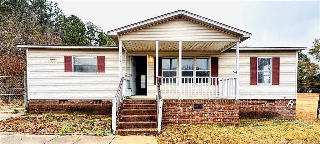 61 Lexington Lane - Photo 0