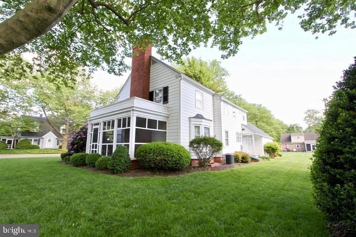 104 Bayard Avenue - Photo 8