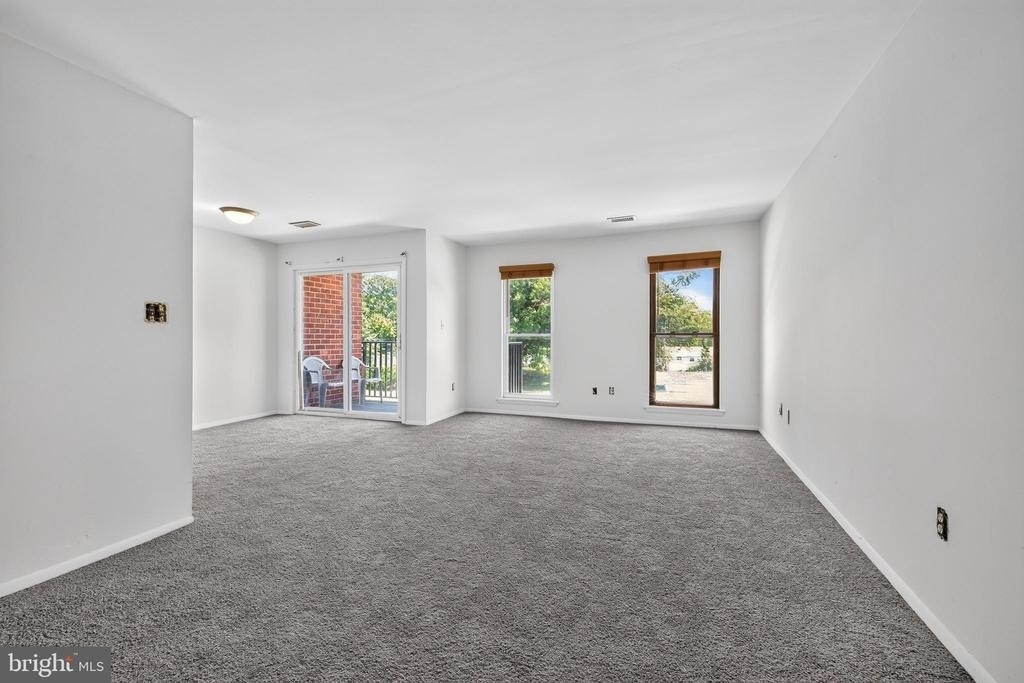 1001 White Oak Road - Photo 7