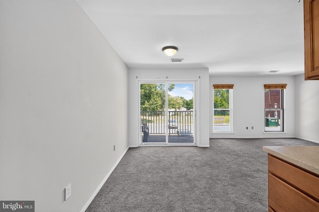 1001 White Oak Road - Photo 6