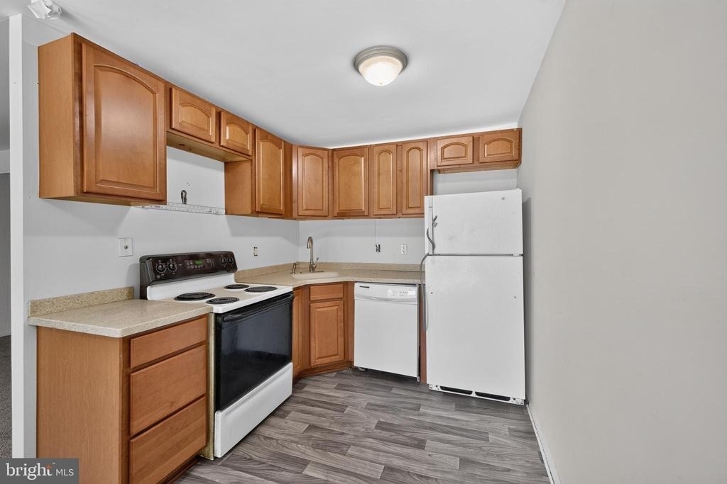 1001 White Oak Road - Photo 11