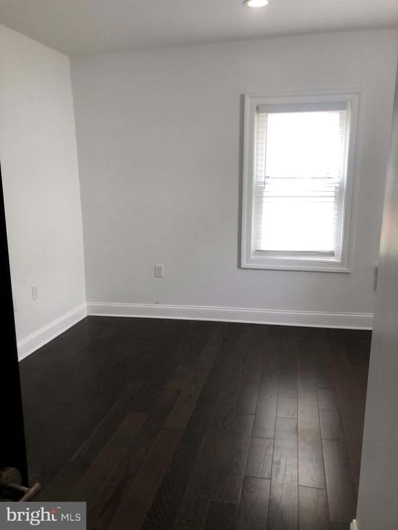 5715 Clay Street Ne - Photo 5
