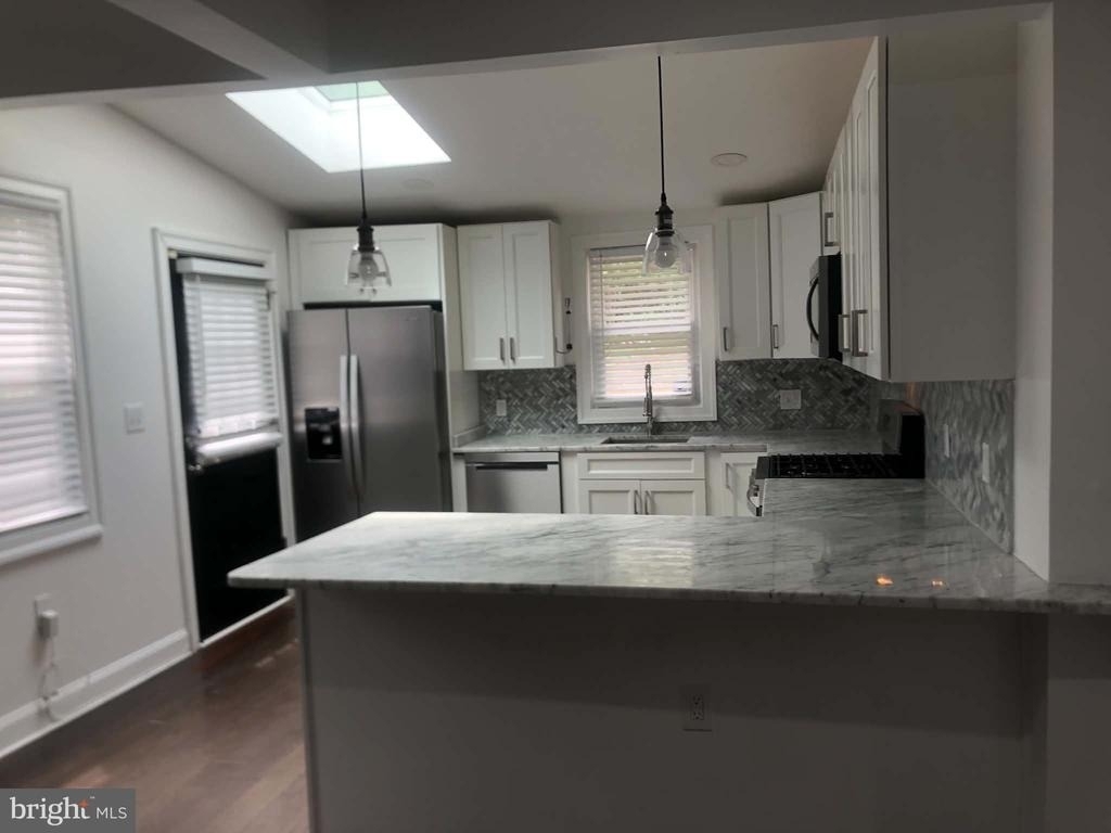 5715 Clay Street Ne - Photo 9