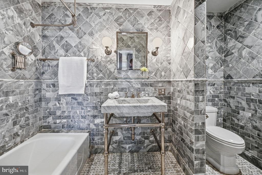 1026 16th Street Nw - Photo 20