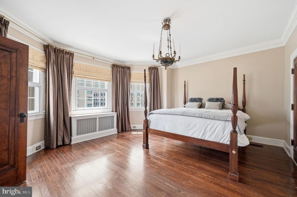 1026 16th Street Nw - Photo 18