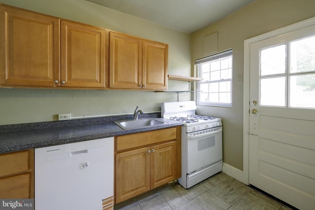 3624 S Street Nw - Photo 16
