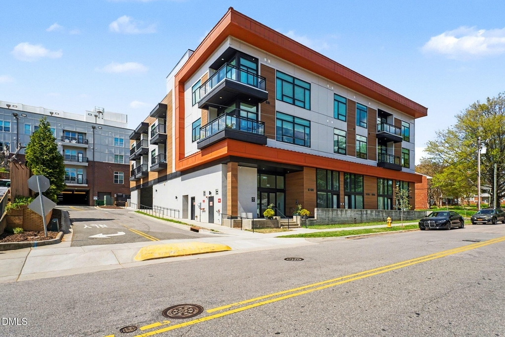 615 Daniels Street - Photo 17
