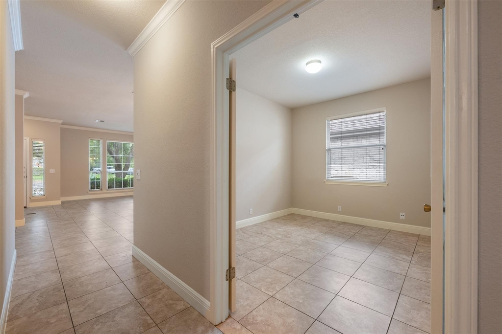 11619 Sonoma Dr - Photo 11