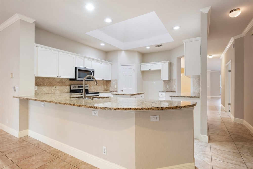 11619 Sonoma Dr - Photo 13