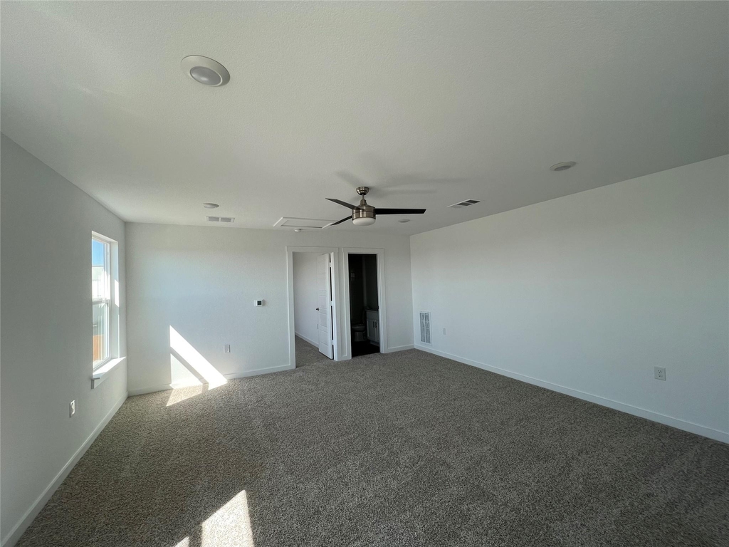 13820 Lubeck Dr - Photo 12