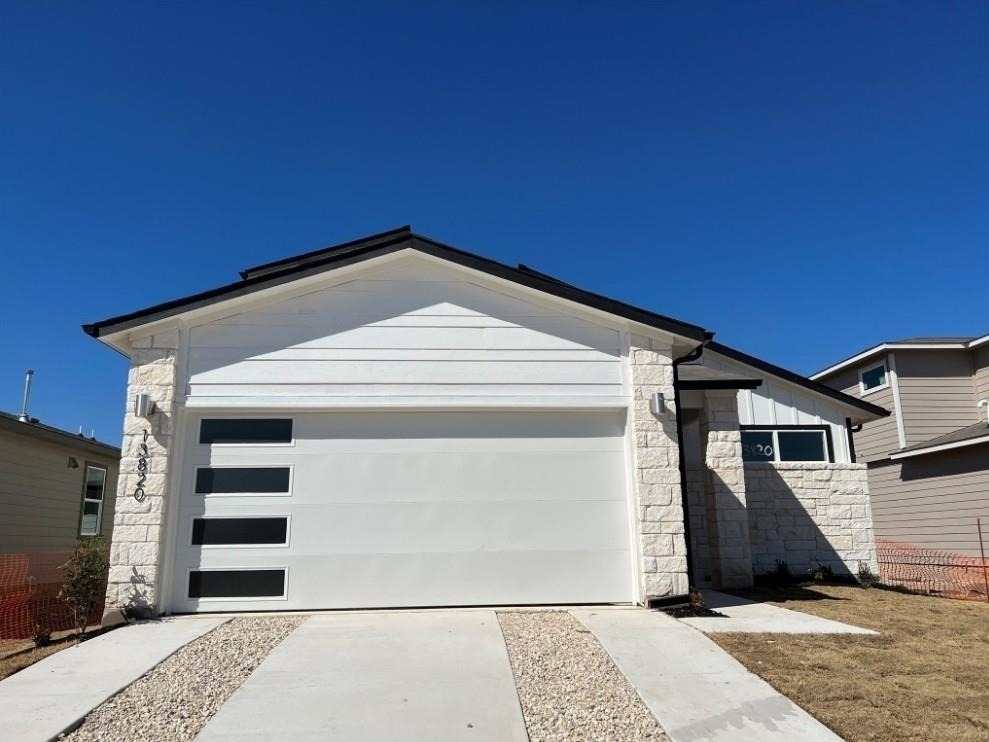 13820 Lubeck Dr - Photo 0
