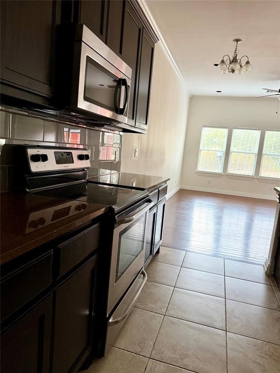 398 Mesa Dr - Photo 6