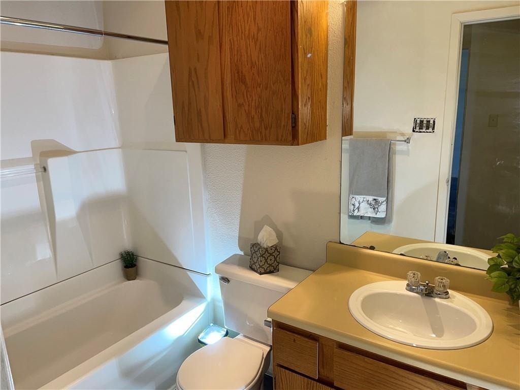 2415 W Slaughter Ln - Photo 15