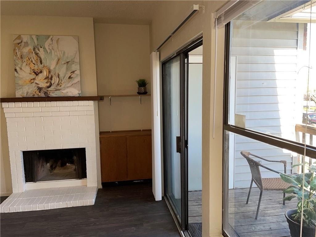 2415 W Slaughter Ln - Photo 24