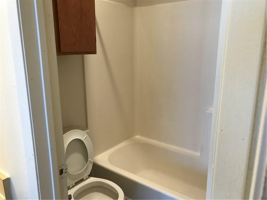 2415 W Slaughter Ln - Photo 5