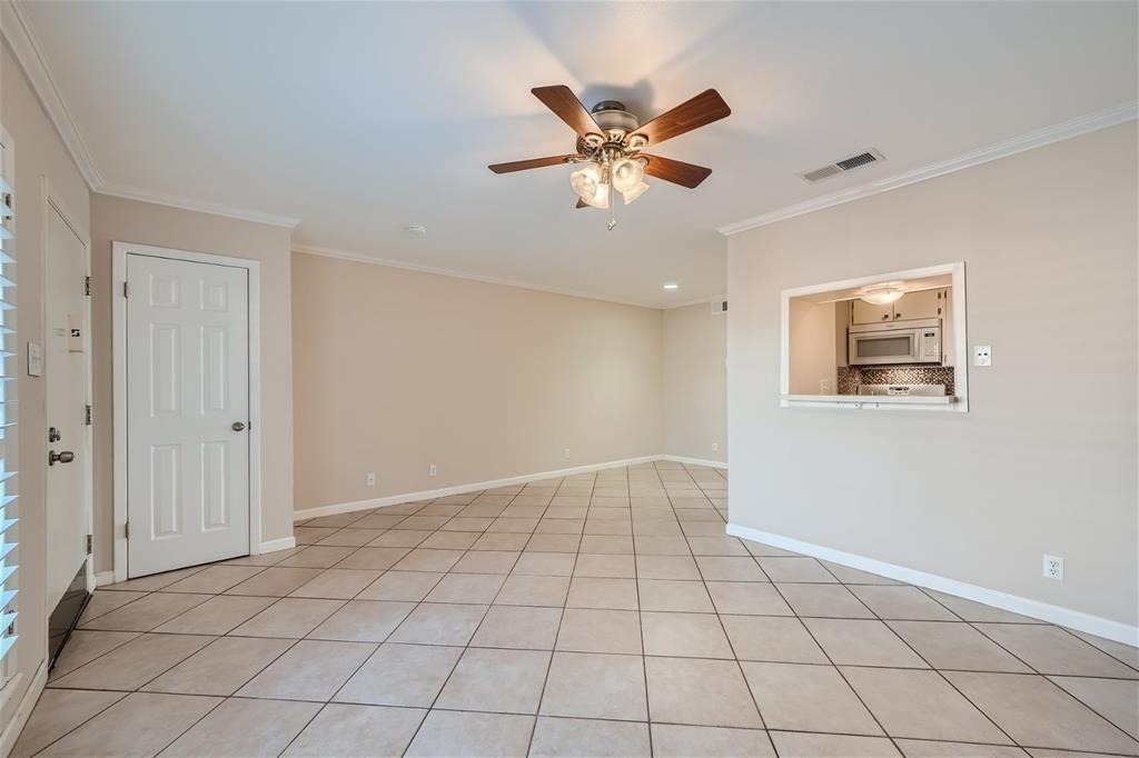 7920 Rockwood Ln - Photo 3