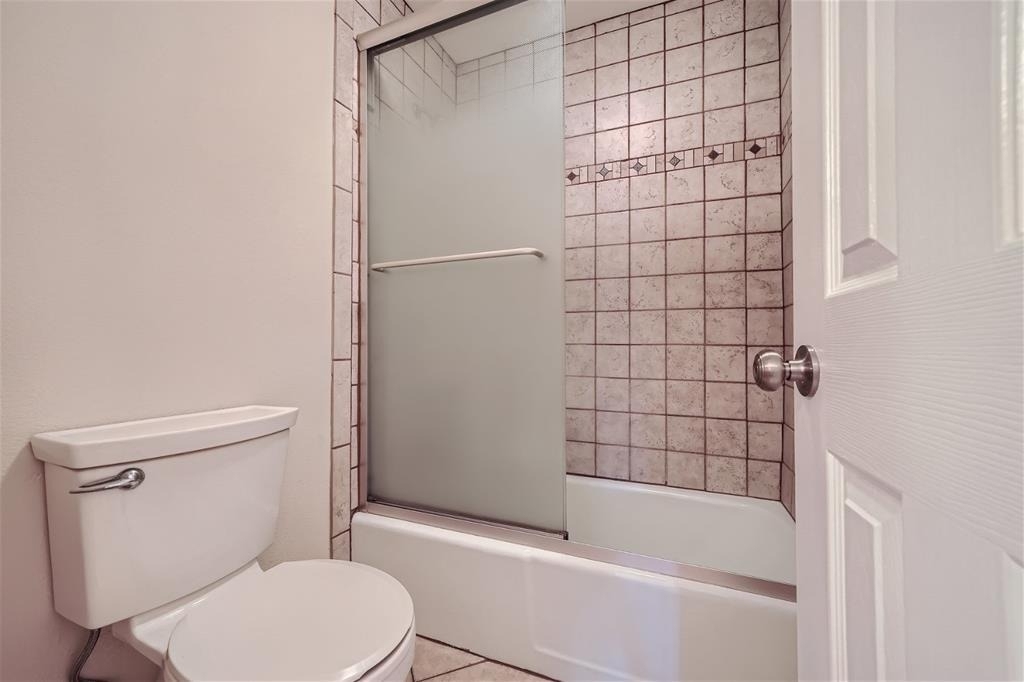 7920 Rockwood Ln - Photo 10