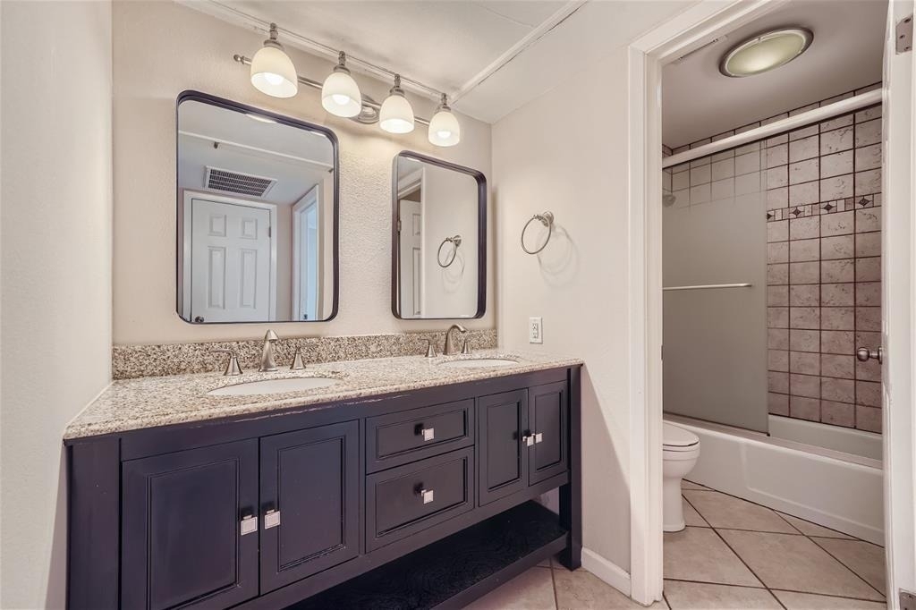 7920 Rockwood Ln - Photo 9