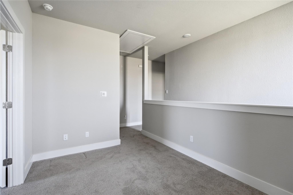 135 Pinnacle Ln - Photo 14