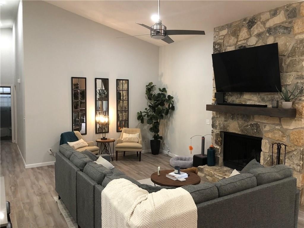 21825 Tallahassee Ave - Photo 2