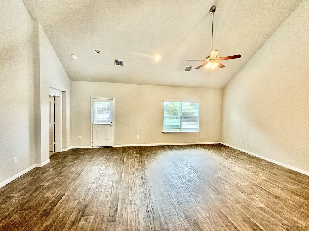 1905 Alamo Heights Ave - Photo 7