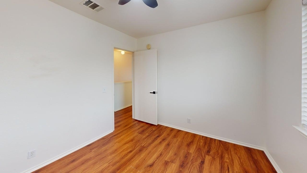 15209 Mimebark Way - Photo 10