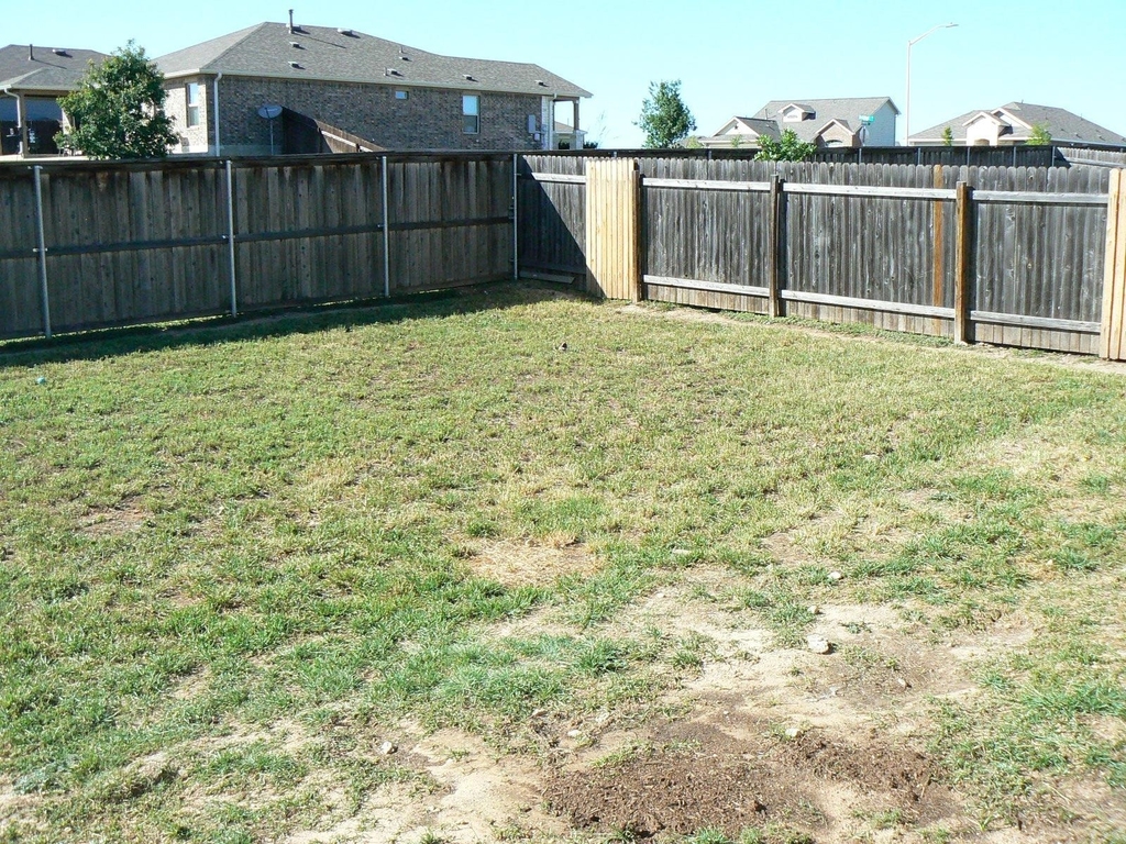 220 Westminster Dr - Photo 16