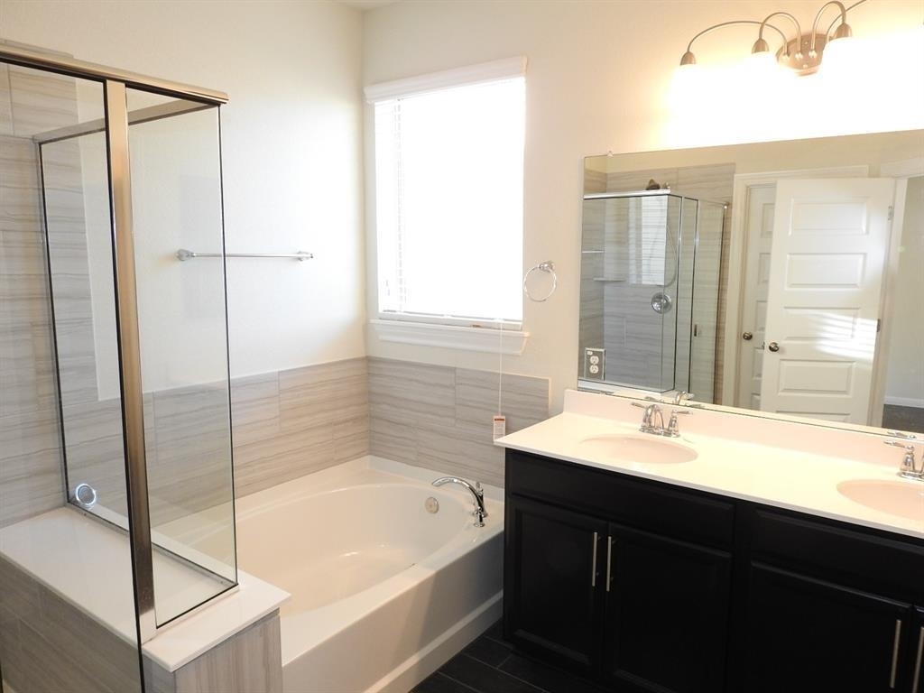 9903 Quercia Dr - Photo 10